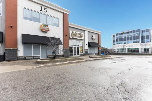 15 Gateway BLVD #102, Brampton, ON L6T 0H4