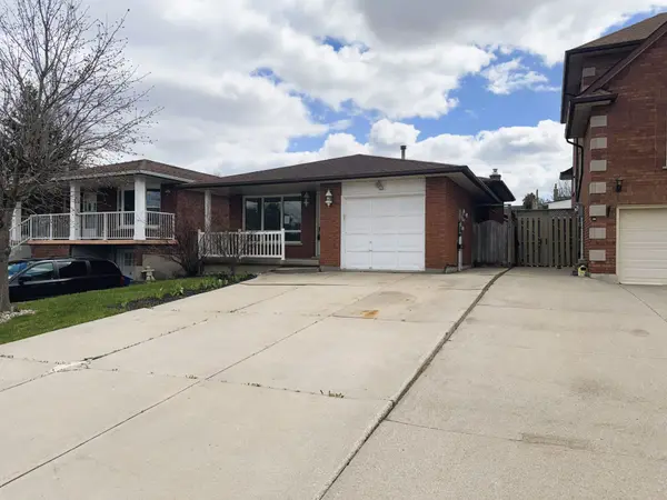 7 Quincy CT, Hamilton, ON L8W 2T4