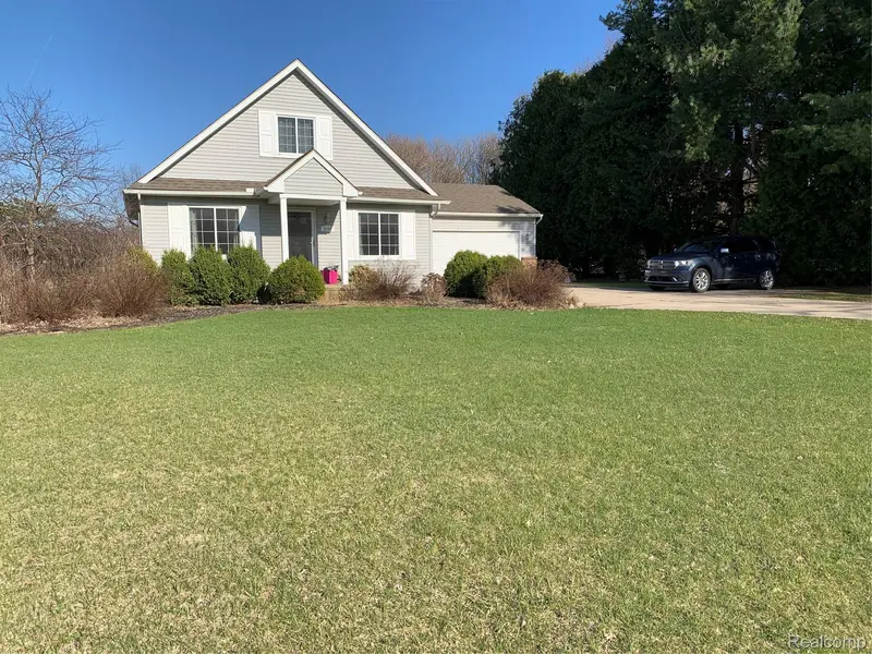 8164 Genesee Rd. RD, Mt. Morris, MI 48458