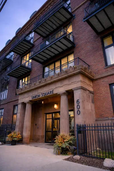 600 Broadway AVE NW #118, City Of Grand Rapids, MI 49504