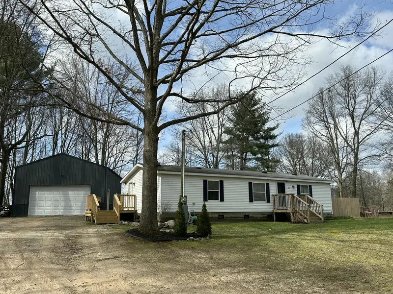 261 W Mustang Moon TRL, Ashland Twp, MI 49327