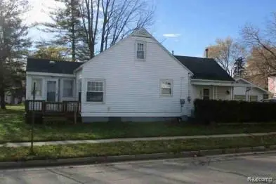 201 Grant ST, Auburn, MI 48611