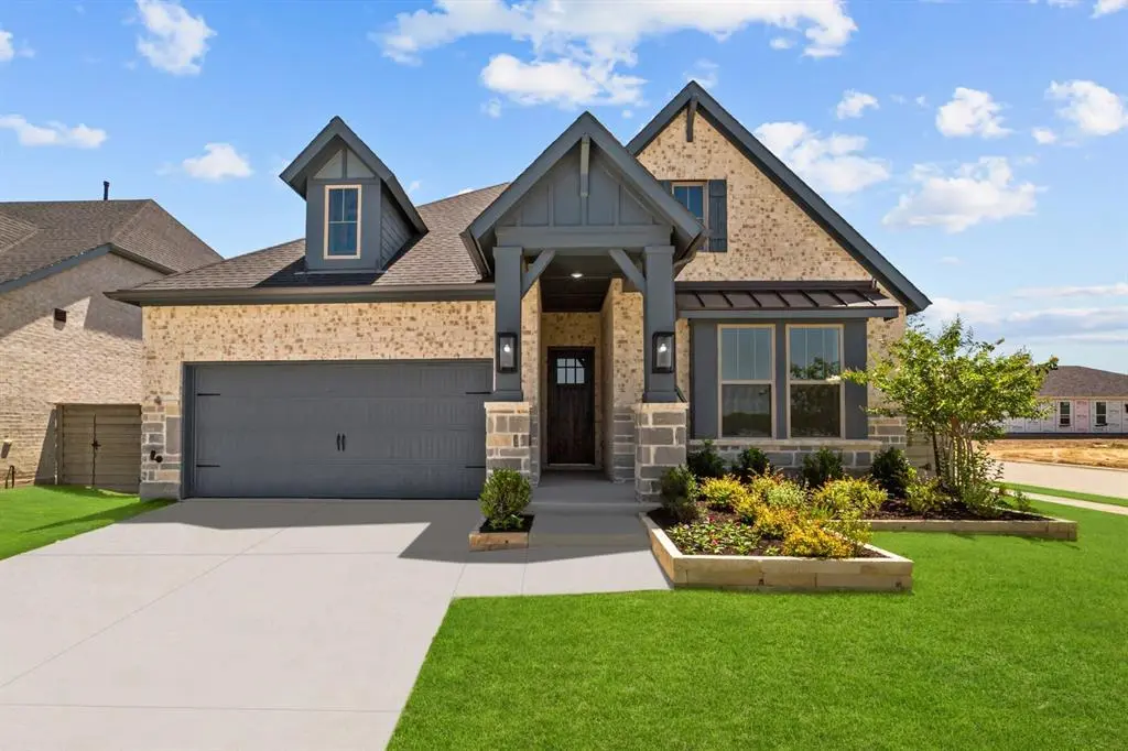 11321 Canopy Trail, Justin, TX 76247