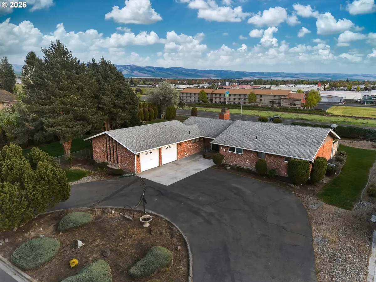 2314 FRAZIER DR, Walla Walla, WA 99362