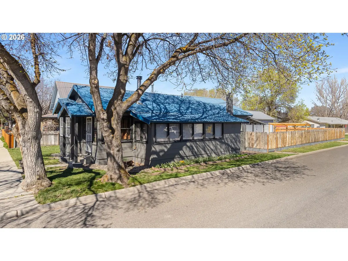 710 VALLEY AVE, Baker City, OR 97814