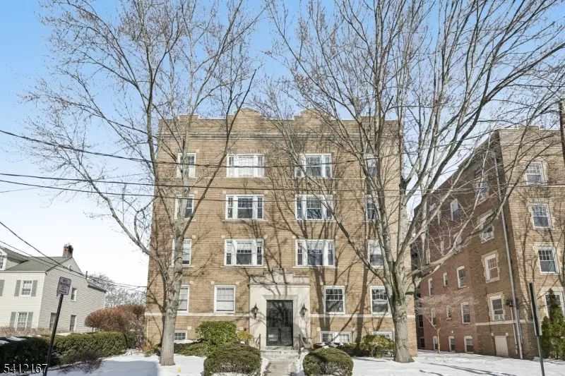 55 Park Ave #33, Bloomfield Twp., NJ 07003