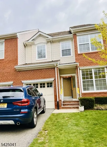 205 Crown Point Rd, Parsippany-troy Hills Twp., NJ 07054