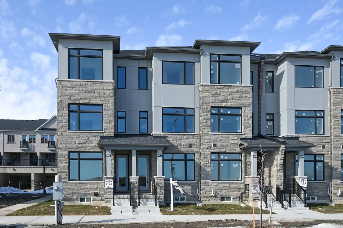 147 Berczy Green DR, Markham, ON L6C 3P5