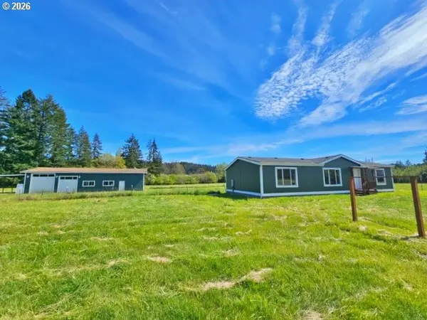 58497 FAIRVIEW RD, Coquille, OR 97423