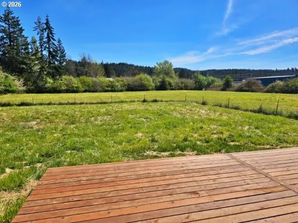58497 FAIRVIEW RD, Coquille, OR 97423