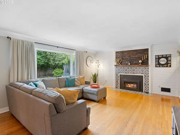 1639 23RD AVE, Longview, WA 98632