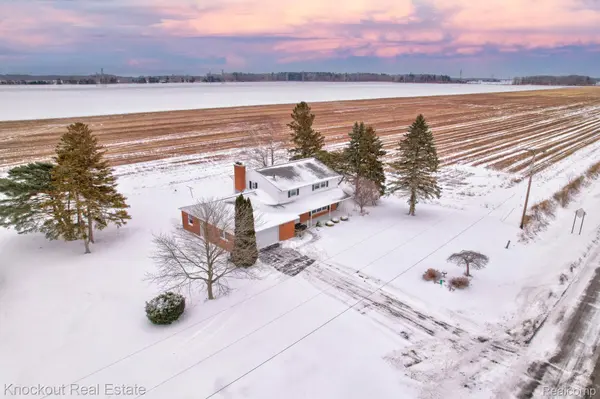 1105 S Mueller RD, Blumfield Township, MI 48601