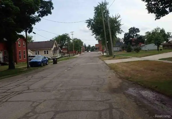 207 N Church ST, Hudson, MI 49247