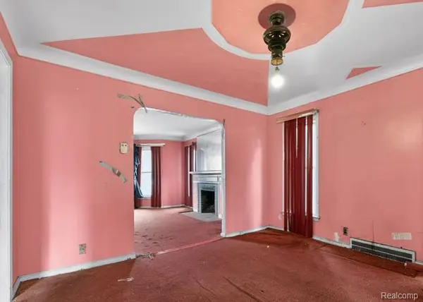 12346 Elmdale ST, Detroit, MI 48213