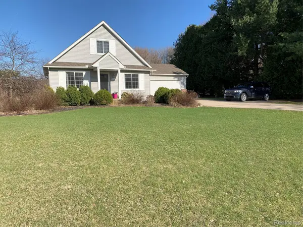 8164 Genesee Rd. RD, Mt. Morris, MI 48458