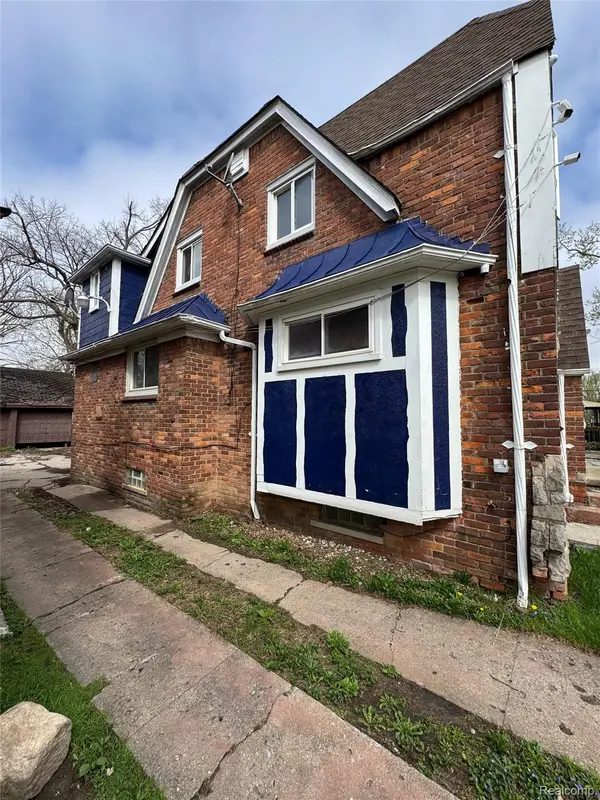 15501 Whitcomb ST, Detroit, MI 48227