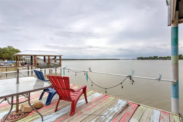 1662 Rogers Road, Newark, TX 76071