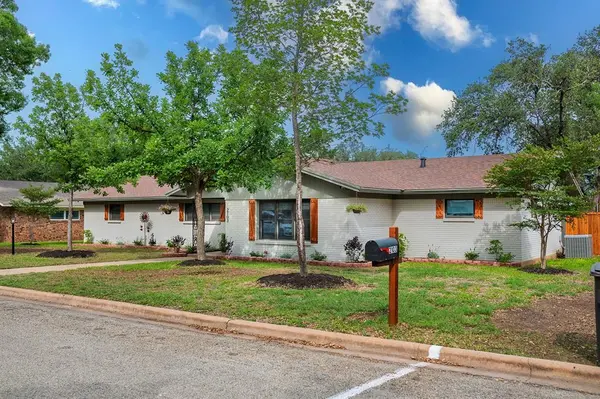 2103 S High Street, Brady, TX 76825