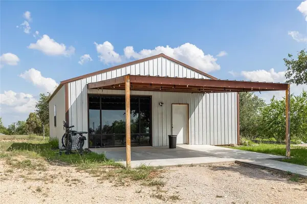 1502 Avenue B, Santa Anna, TX 76878