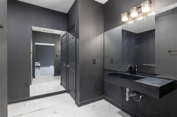 1502 Avenue B, Santa Anna, TX 76878