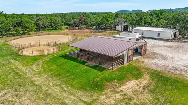 3310 Coy Lane, Granbury, TX 76048