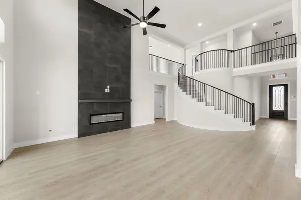 9705 Merlos Drive, Mesquite, TX 75126