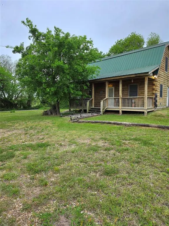 2628 S State Highway 121, Bonham, TX 75418