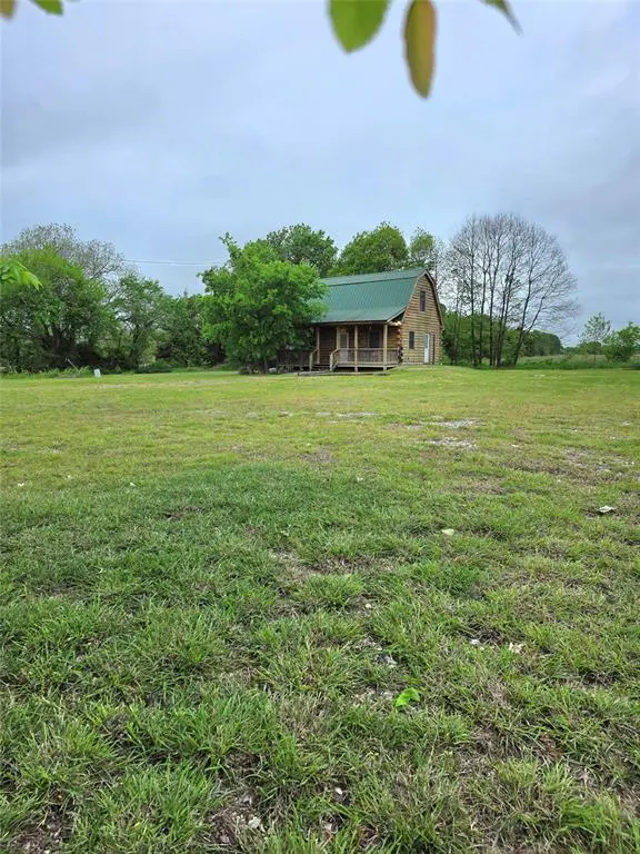 2628 S State Highway 121, Bonham, TX 75418
