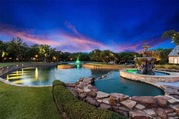 935 W Dove Road, Southlake, TX 76092