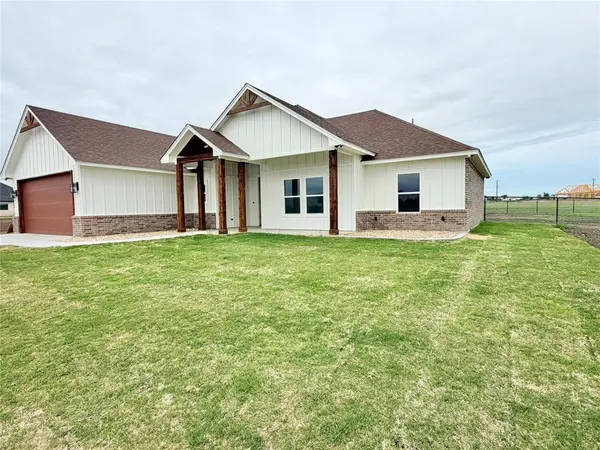 1017 Sabrina Court, Weatherford, TX 76085