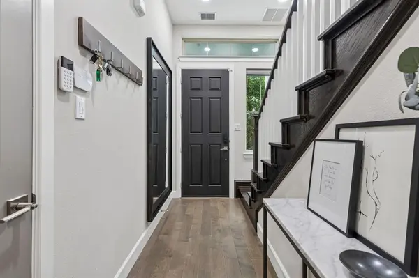 762 Spanish Oaks Place, Dallas, TX 75204