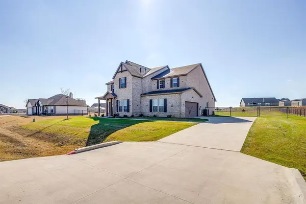 153 Misty Mountain Lane, Rhome, TX 76078
