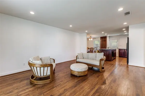 1318 Fuller Drive, Dallas, TX 75218