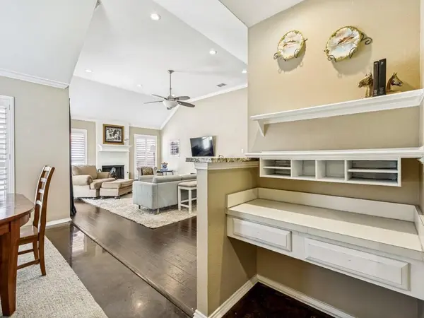 808 Canyon Valley Drive, Mckinney, TX 75071