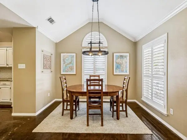 808 Canyon Valley Drive, Mckinney, TX 75071