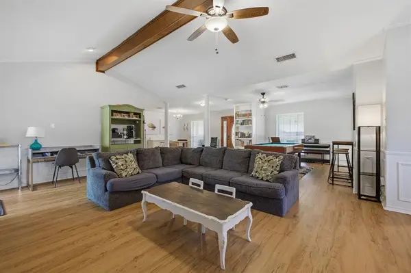 1607 Little Creek Drive, Waxahachie, TX 75165