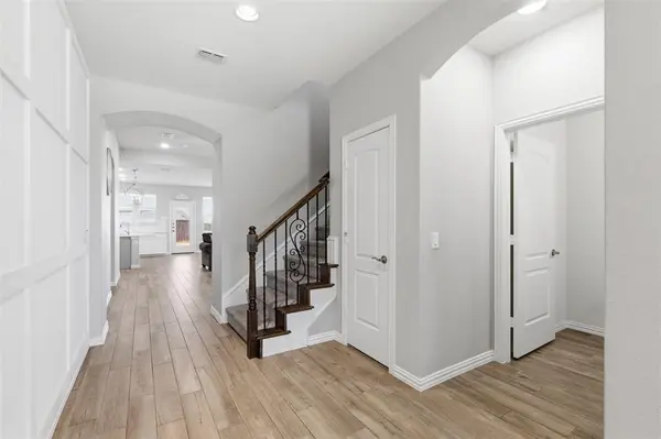 9437 Trailway Drive, Oak Point, TX 75068