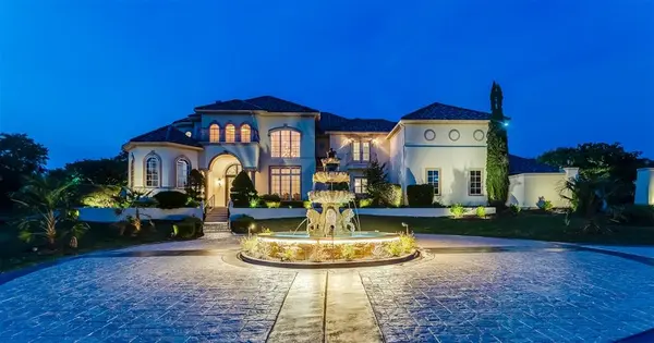 8600 Riviera Court, Flower Mound, TX 75022