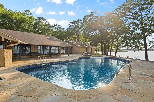 360 County Road 2136, Pittsburg, TX 75686