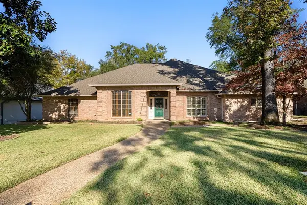 1807 Royal Oak Drive, Tyler, TX 75703