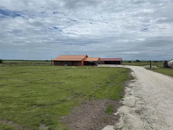 5500 County Road 302, Grandview, TX 76050