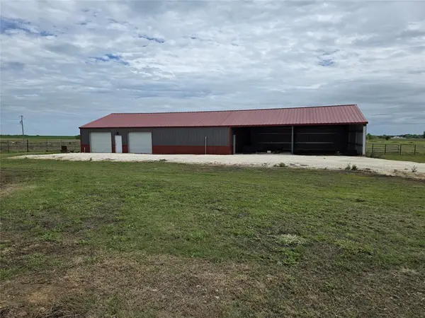 5500 County Road 302, Grandview, TX 76050