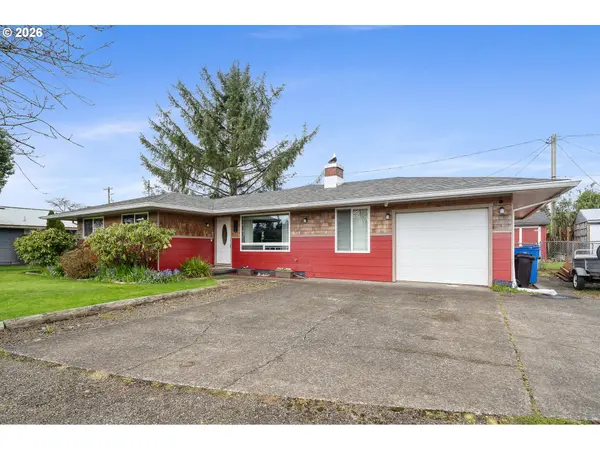 4204 DOGWOOD AVE, Tillamook, OR 97141