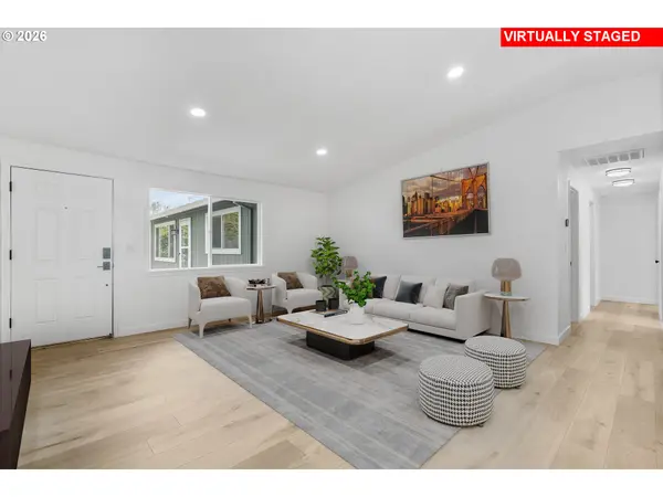 604 S VERMONT ST, Portland, OR 97219