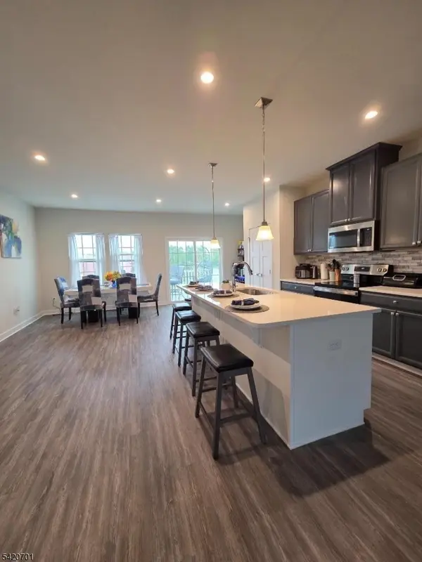 108 Freedom Way, Gloucester Twp., NJ 08081