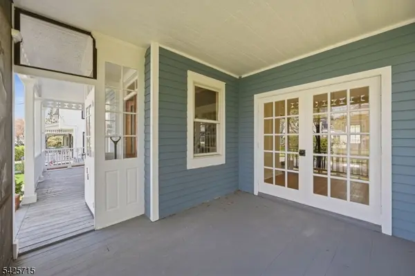 15 Maple Ave, Newton Town, NJ 07860