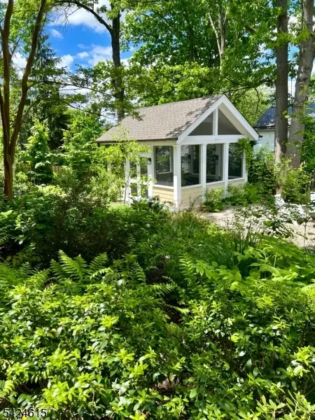 5 North Ter, Maplewood Twp., NJ 07040