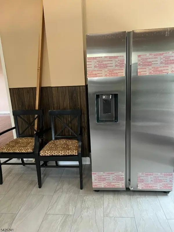 11 Griggs Pl, Manville Boro, NJ 08835