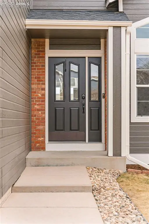 7125 Grand Prairie DR, Colorado Springs, CO 80923