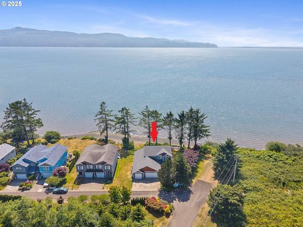 8580 BAYFRONT LN, Bay City, OR 97107